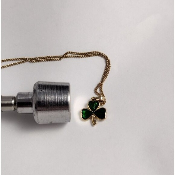 10K Gold Plated Colver Necklace Enamel Charm Pendant Shamrock Signed SD 18" - Picture 6 of 6